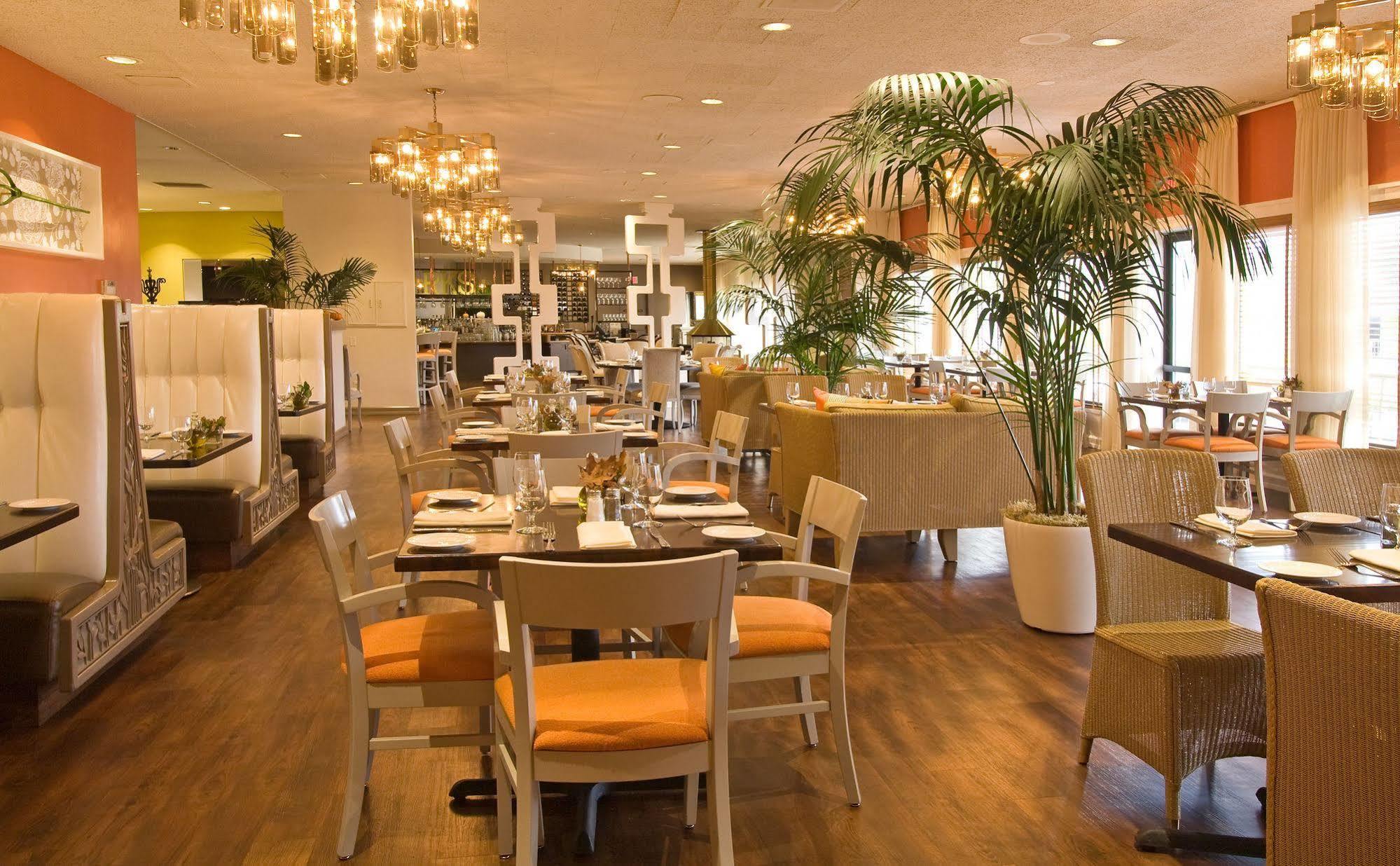 Inn At The Commons Медфорд Екстериор снимка