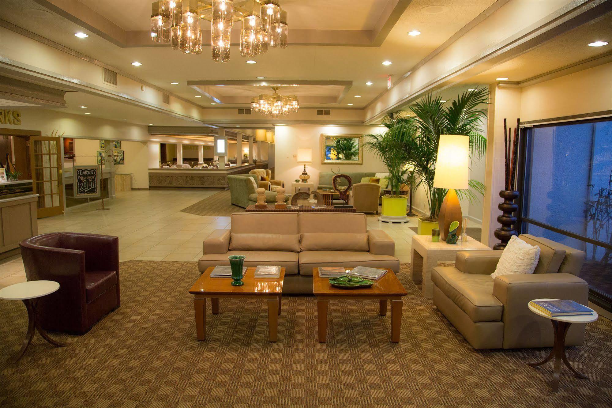 Inn At The Commons Медфорд Екстериор снимка